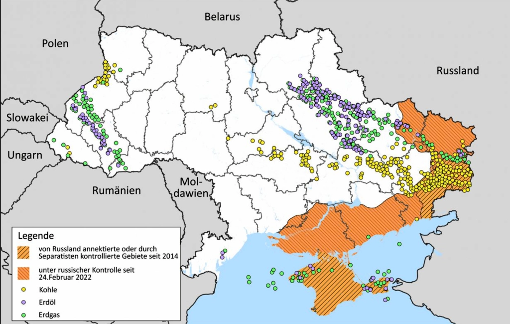 Eine Karte der Ukraine, in der Energierohstoffvorkommen und die zwischen Russland und der Ukraine umstrittenen Gebiete eingezeichnet sind.