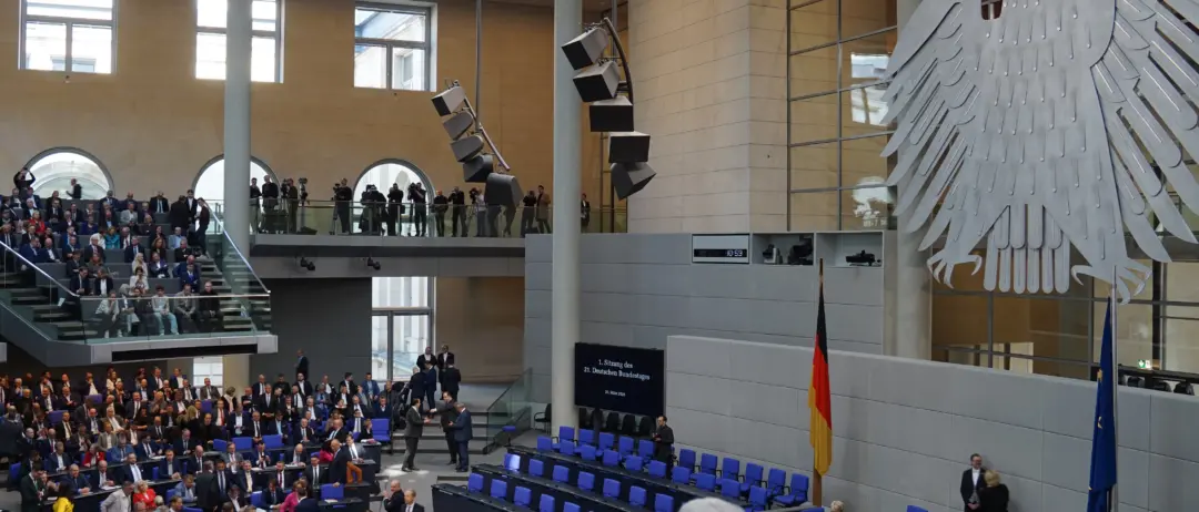 Parlamentarisches Neuland