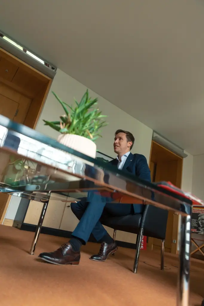 Die Seeheimer wollen die Helden für die Angestellten in Deutschland sein.