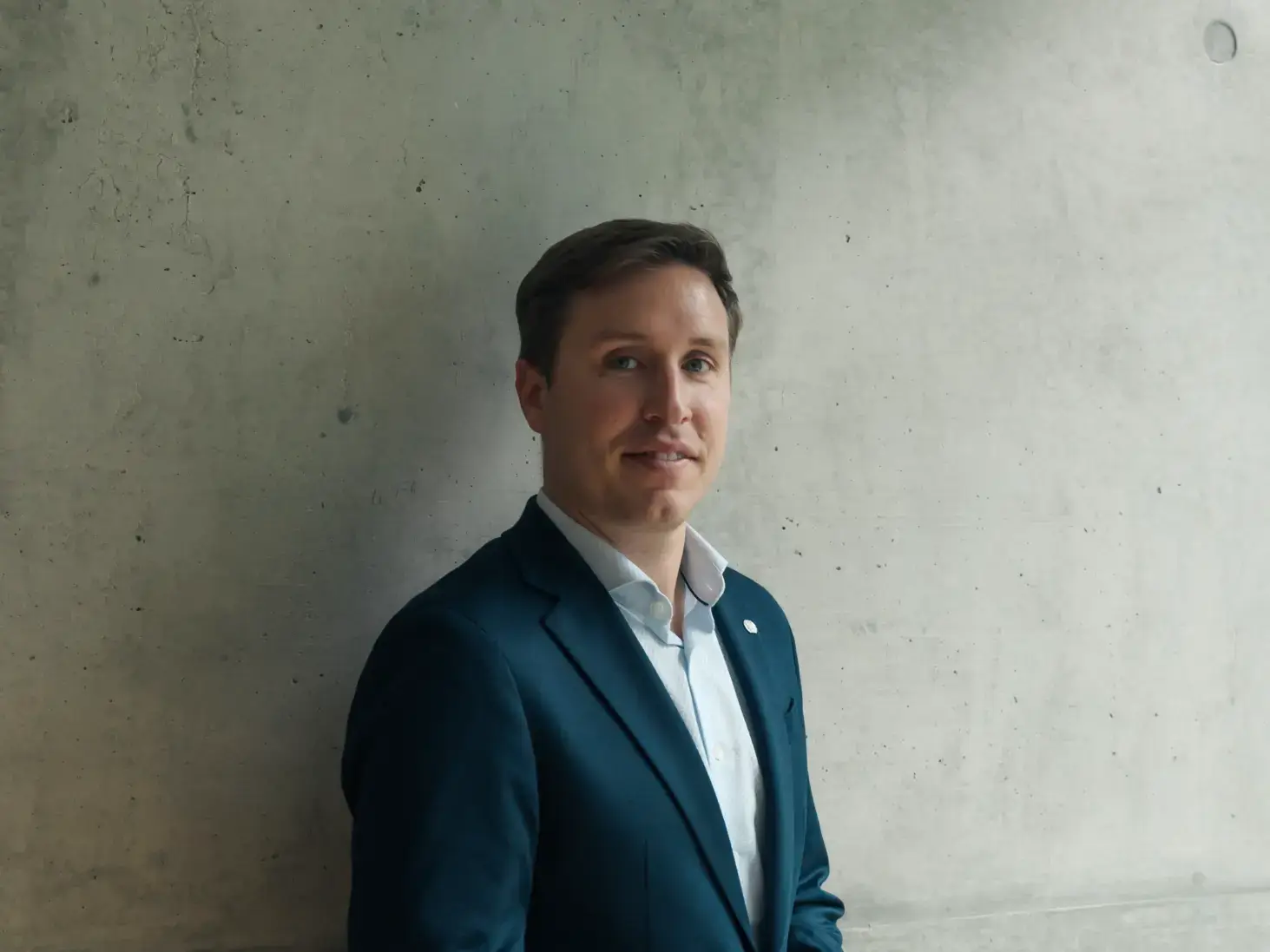 Esra Limbacher (SPD) ist der Sprecher des Seeheimer Kreis, also der konservativen Strömung in der SPD. Patrick Pehl hat mit ihm kurz nach seiner Wahl gesprochen.